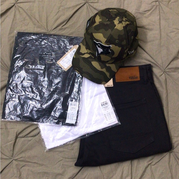 Blue Jays Hat | Far West Pants | Jack & Jones T-shirts - Picture 1 of 6